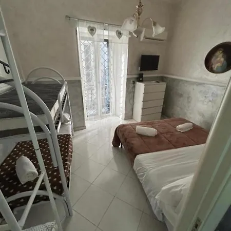 Valentino House Tessitori Νάπολη
