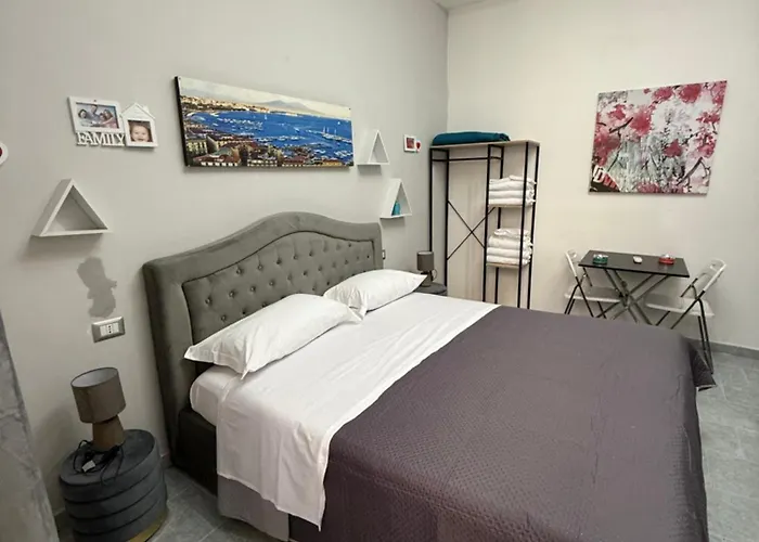 Valentino House Tessitori * 나폴리